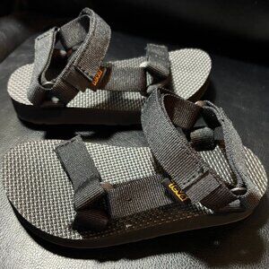 Teva 1984 - Kids - K Original Universal Sandal 1116656C in Black - Size 11 - NWT